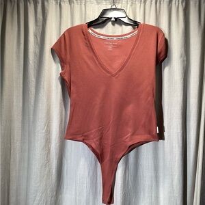 Calvin Klein Jeans Rust V-Neck Short Sleeve Bodysuit NWOT